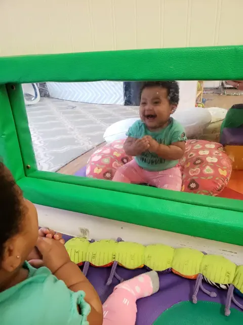 Jaice In Mirror E1540486999735