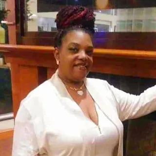 89 Assistant Director Evelyn Hart